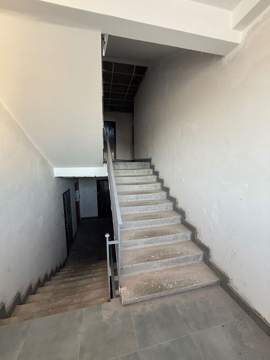 Продам велику 2к квартиру. Лушпи. Новобудова. Еверест