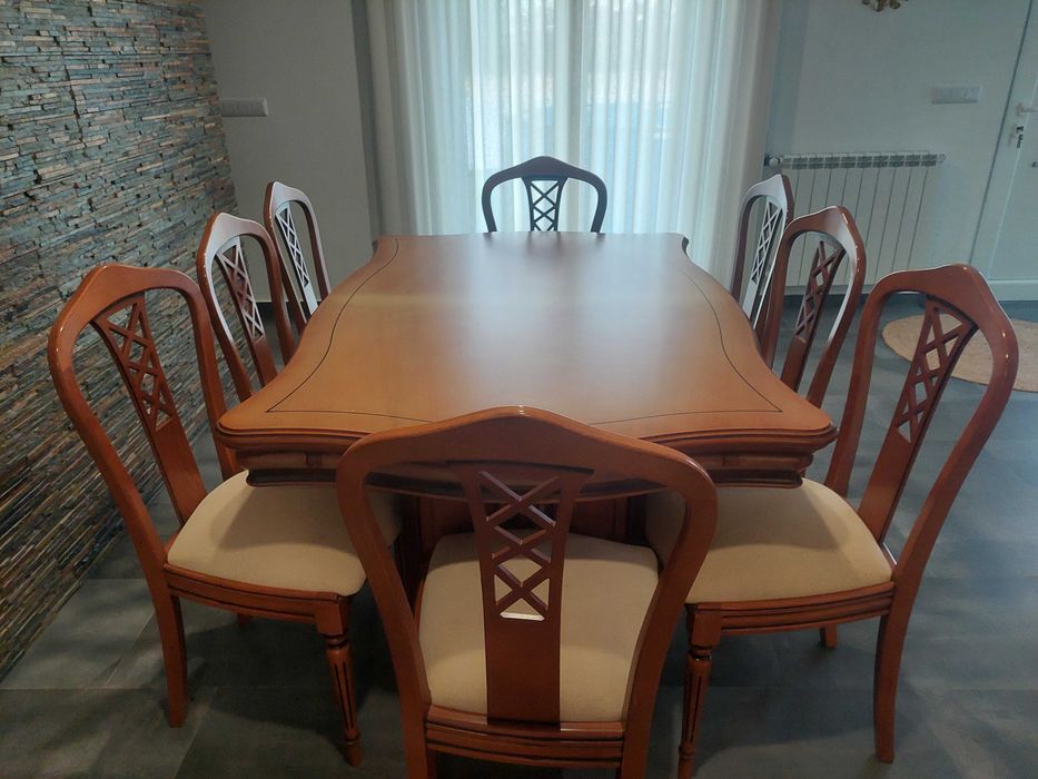 Mesa de jantar extensível