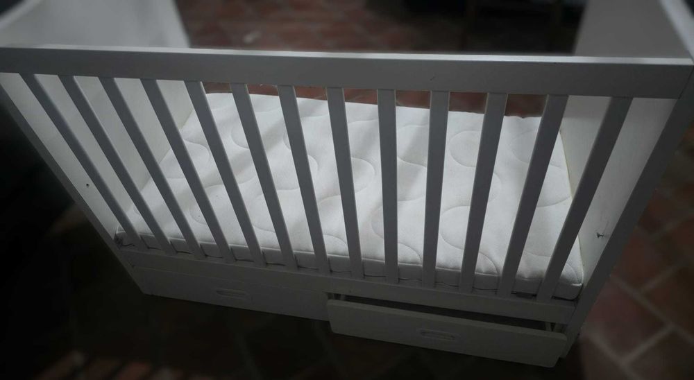 Medidas colchão 60 x 120
Medidas berço L125 x P67 x A85