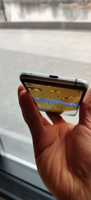 Sharp Aquos Sense 3 basic 1339 грн 3/32