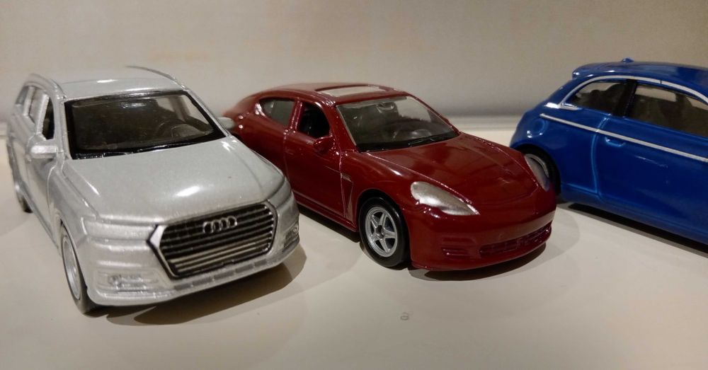 Hot Wheels e outros - 14 carros - Lote ou carros isolados