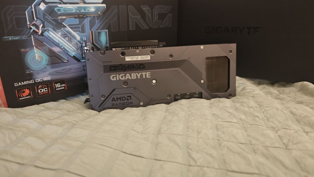 Gigabyte AMD Radeon RX 9070 XT