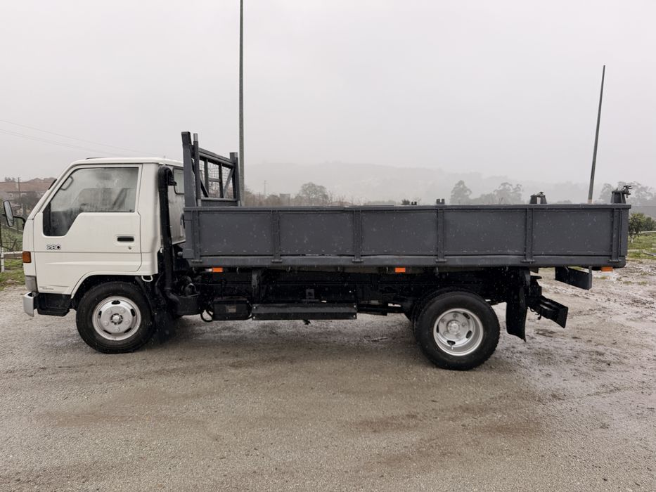 Toyota Dynna 280 pesada