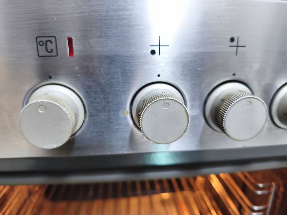 Forno e placa vitro cerâmica Siemens