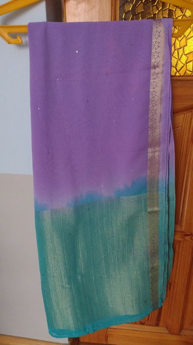 Materiał wy. 257 cm × 105 cm