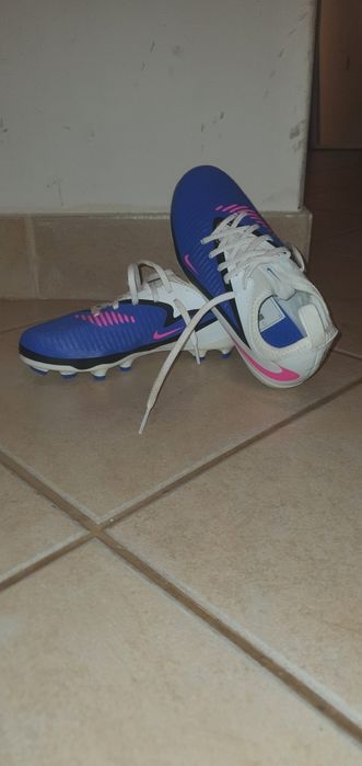 Adidas Predator/Nike Phatom Jr