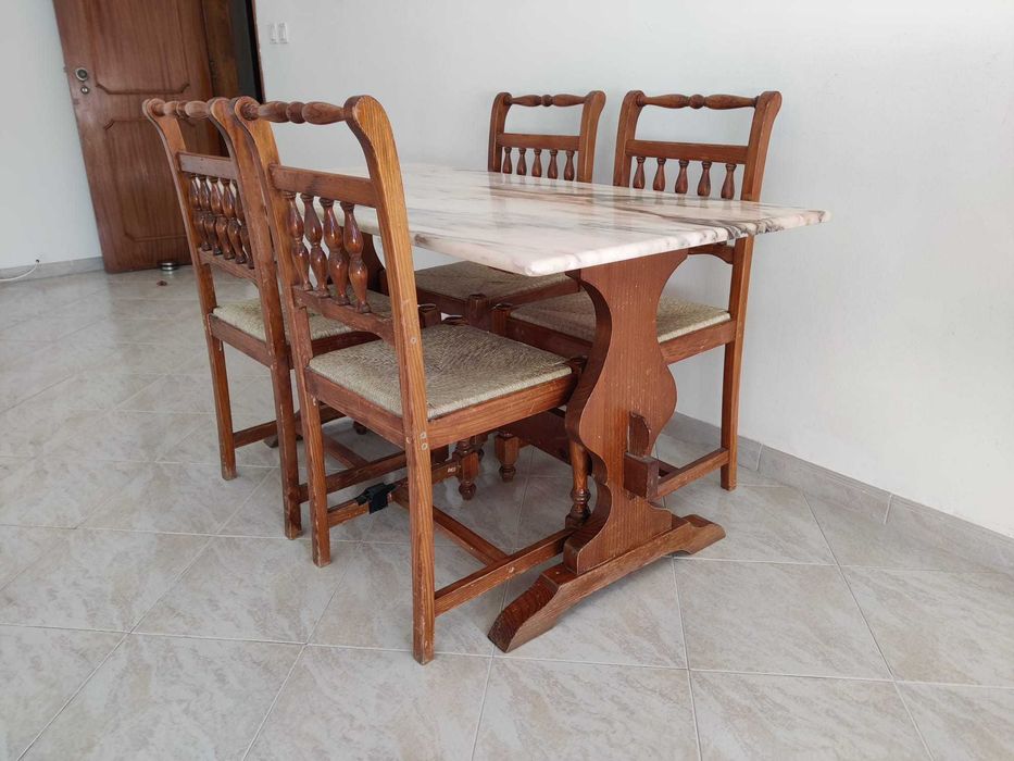 Mesa jantar marmore com 4 cadeiras em madeira 140x70 cm