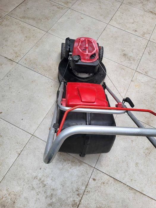 Газонокосилки бензиновые