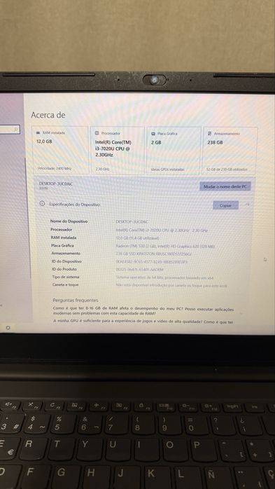 Portatil Lenovo i3 7020u - 12GB RAM - SSD - placa grafica Amd 2gb