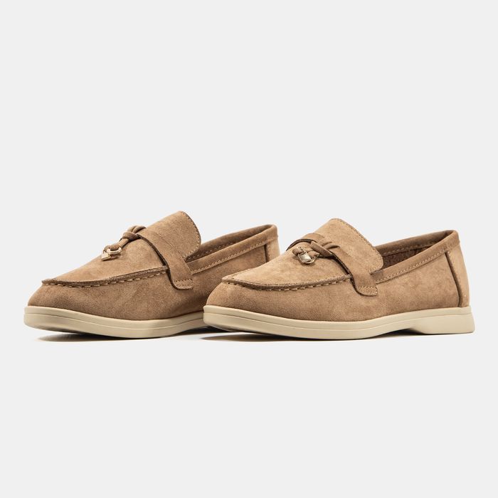 Стильні жіночі лофери