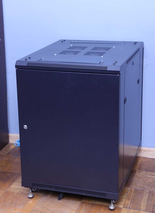 Serwer Dell PowerEdge R540 + Switch + UPS + Szafa