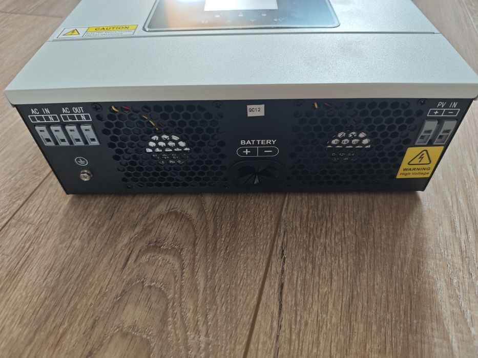 SUN-6K-SG06LP1-EU-BM2 6kW, 24 В, 60 А, 3000 Вт