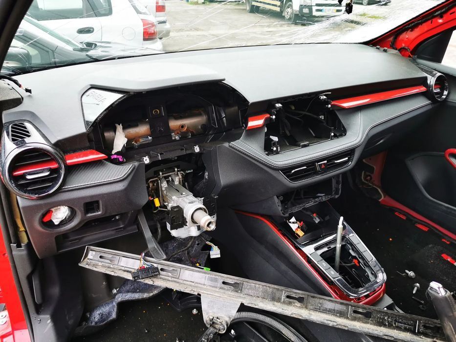 Peças Skoda Fabia do ano 2020