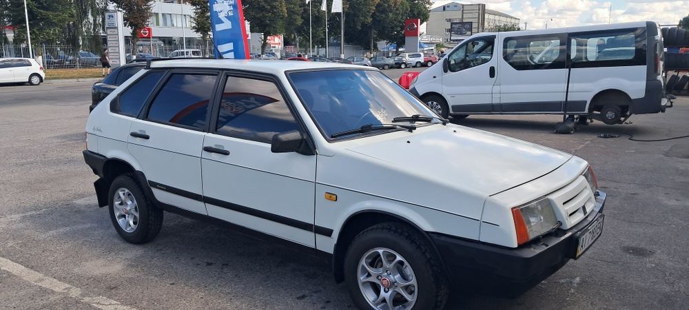 Продам Ваз 2109 1990