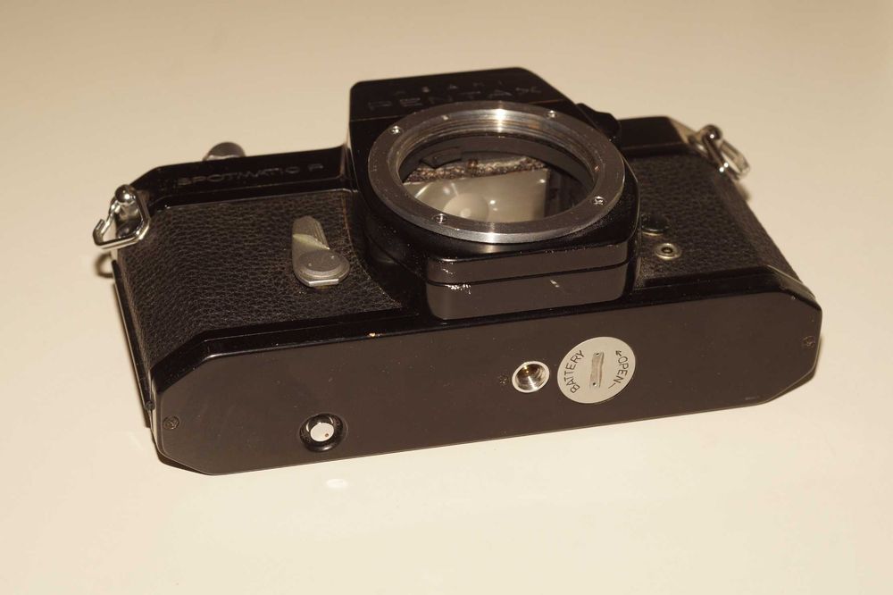 Pentax Spotmatic F + 55mm f/1.8 Takumar