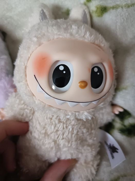 Labubu Lafufu cena za całość