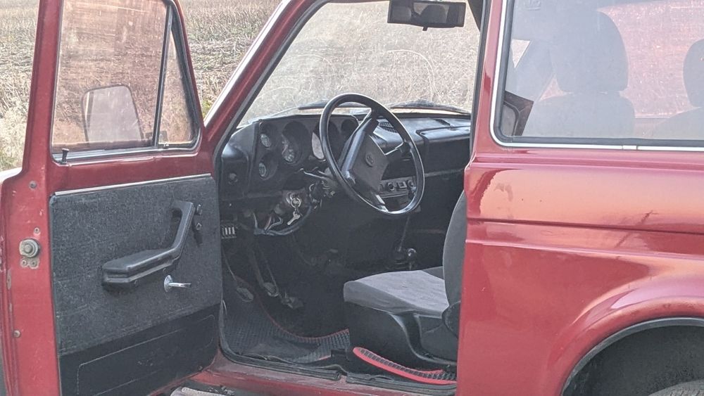 Нива 4×4 ВАЗ 2121 жива газ/бенз