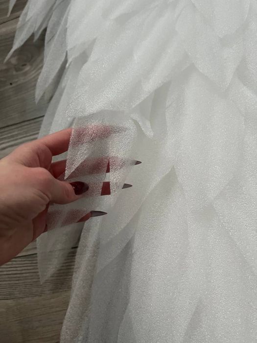 Великі білі крила янгола:аренда,продаж