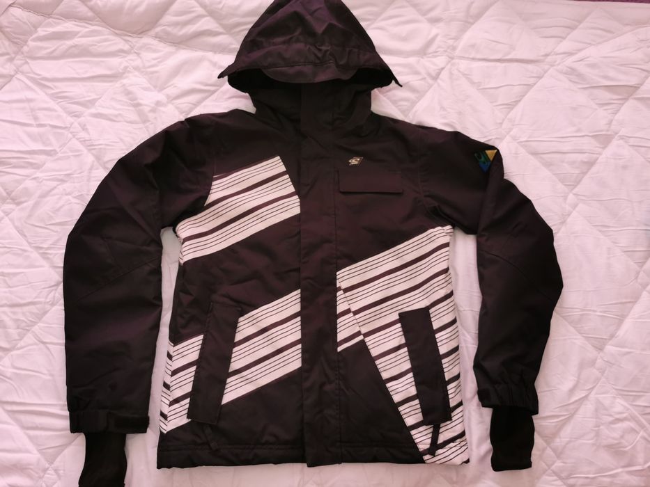 Детская зимняя горнолыжная фирменная куртка Umbro, 152 см