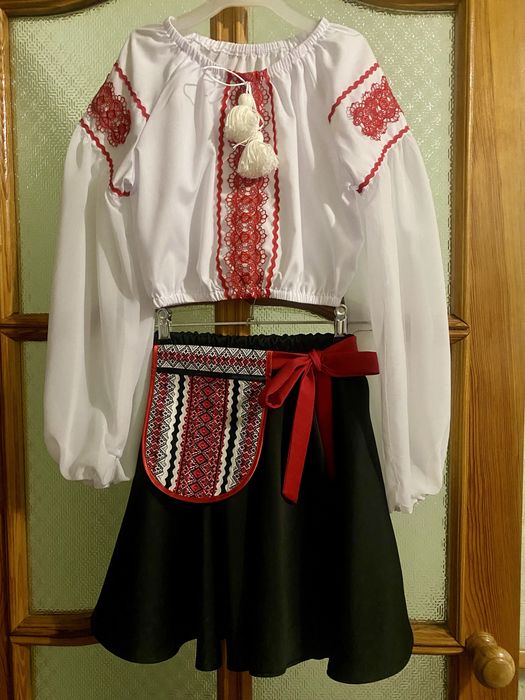 Український костюм вишиванка для дівчинки