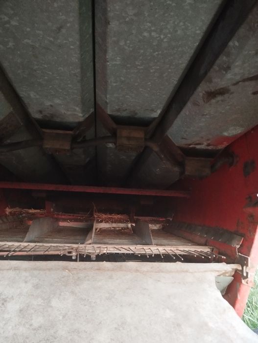 Комбайн Massey Ferguson 440