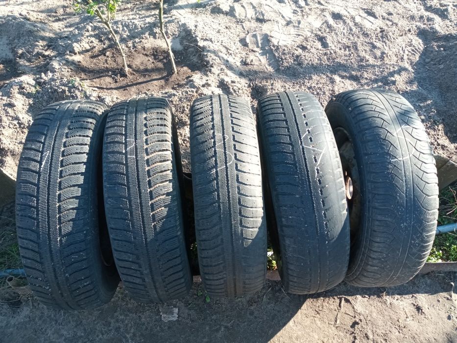 Комплект состоит из пяти колёс R13 Citroen, Renault, Pegoet
