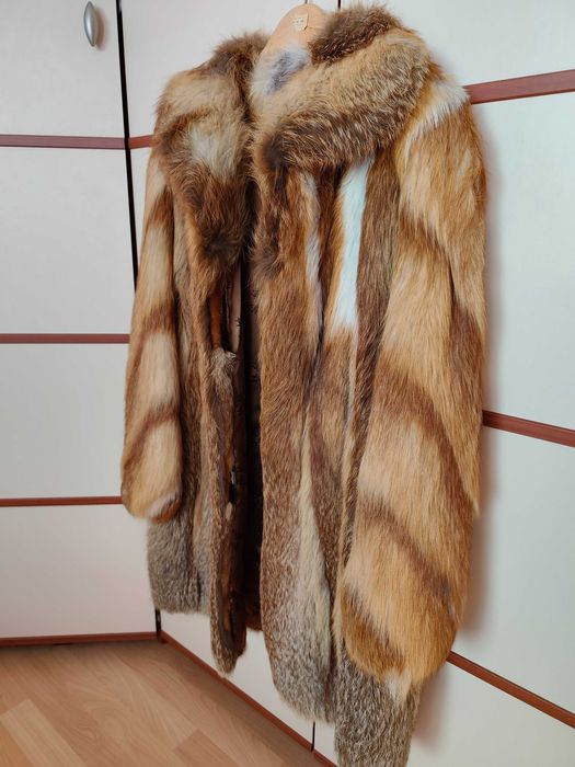 Futro z rudych lisów