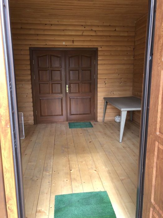 Подобова оренда будинку на Трухановому острові.