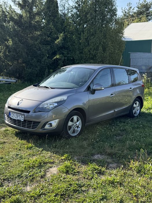 Renault Grand Scenic 2010 1.9 diesel 7miesc