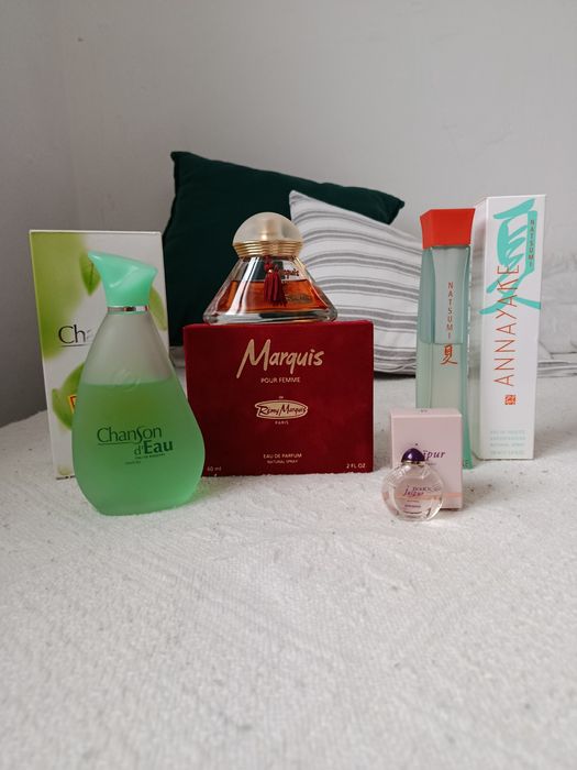Лот оригінальних парфумів