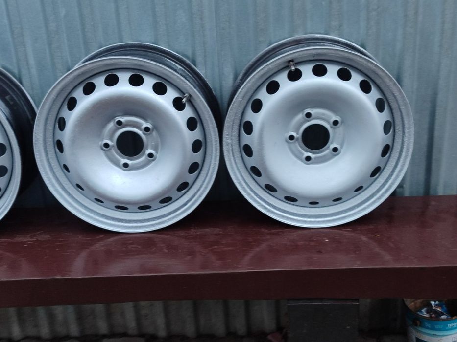 Продам Диски Металеві на 16 Рено Сценік 3. Меган 5*114'3. З датчиками