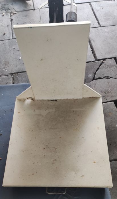 Waga  z czasów PRL-u