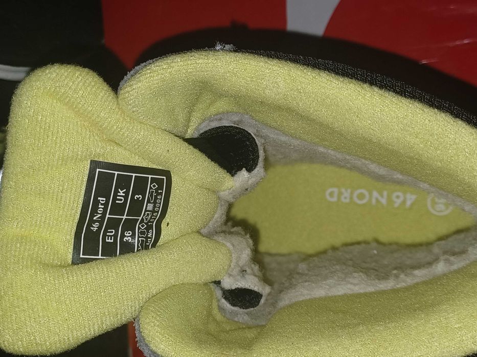 Продам  взуття нове