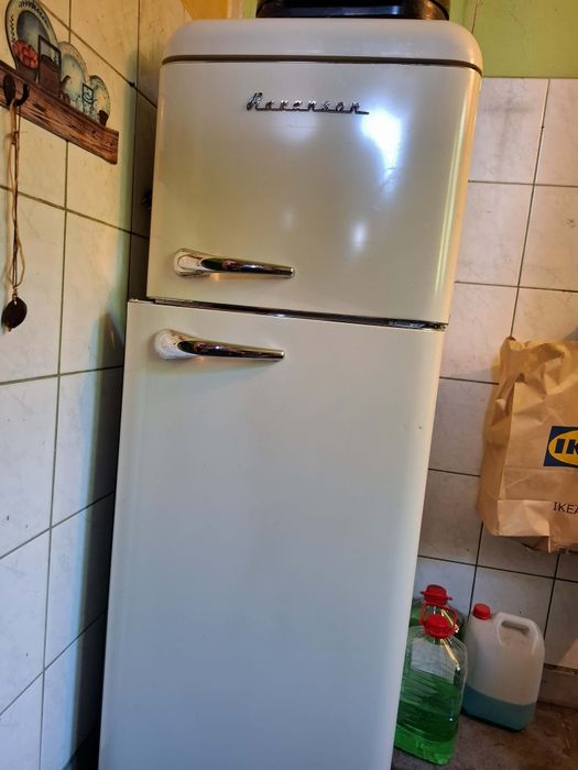 Lodówka retro Ravanson