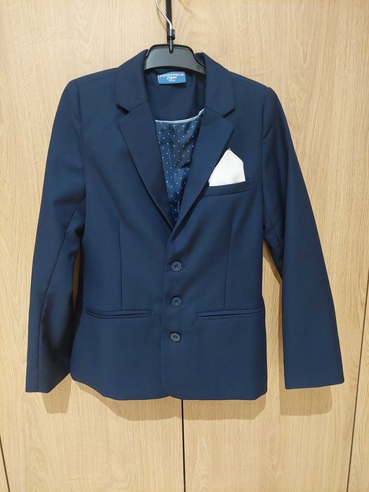 Garnitur chłopięcy granatowy rozm. 134