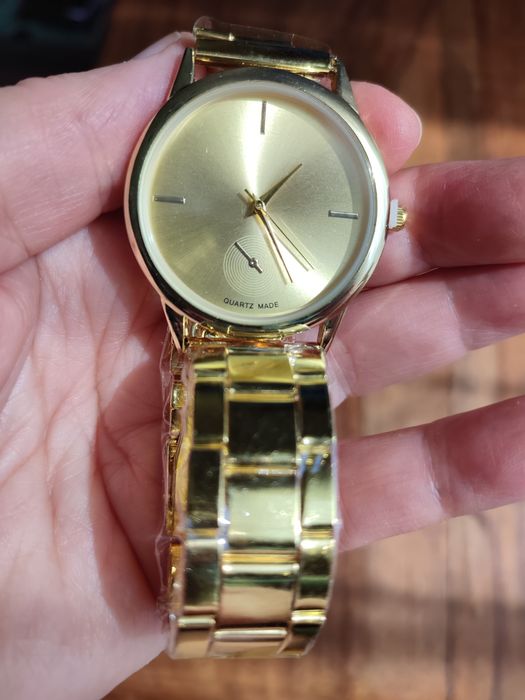 Damski zegarek kwarcowy