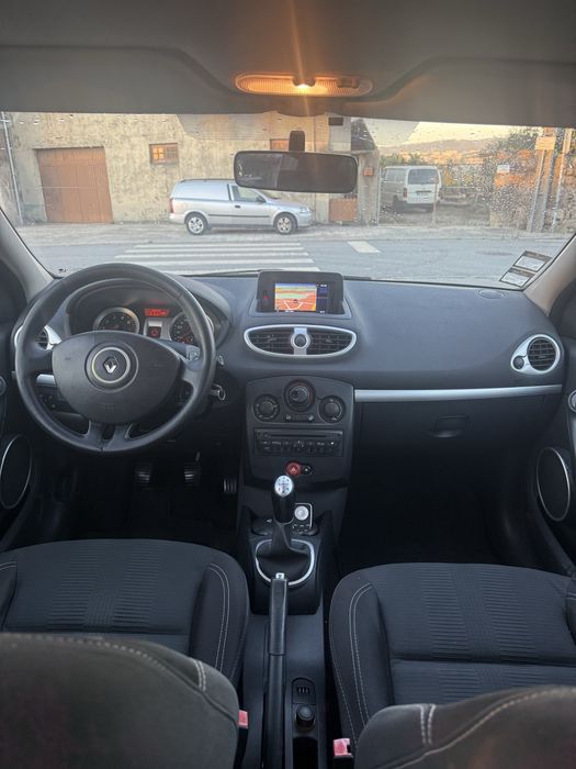 Renault clio 1.2i