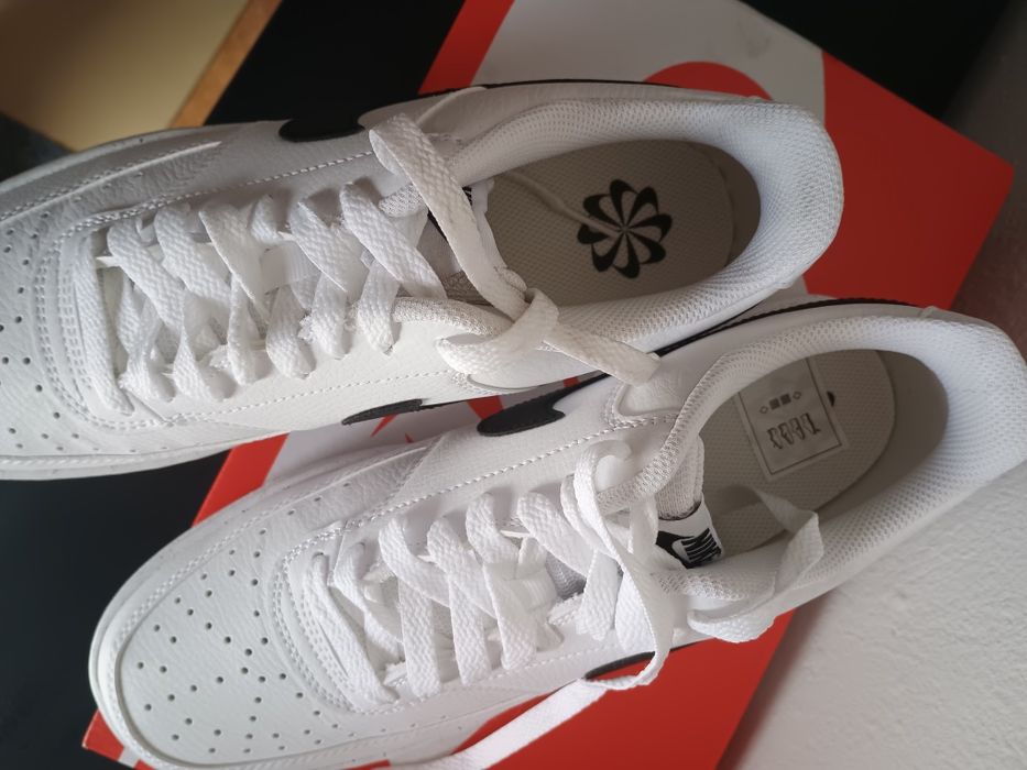Buty NIKE r 42 Nowe!