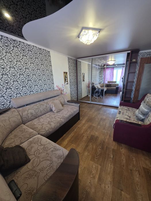 1-комнатна київка із індивідуальним газовим опаленням