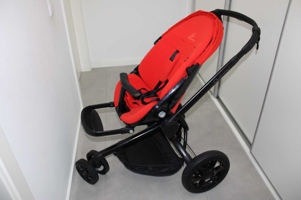 Carrinho Quinny Mood Vermelho -