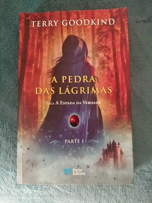 Três Primeiros livros da Saga de Terry Goodkind + Jardins da Lua de Stephen Erikson