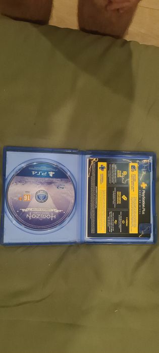 Jogo da PS4 semi  novo