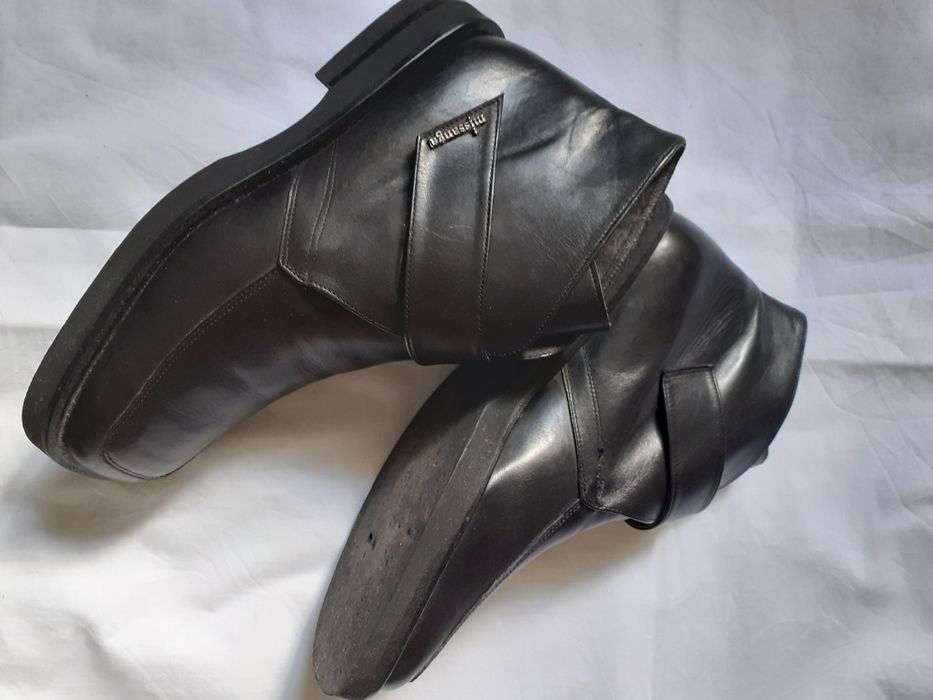 Botas de senhora em pele