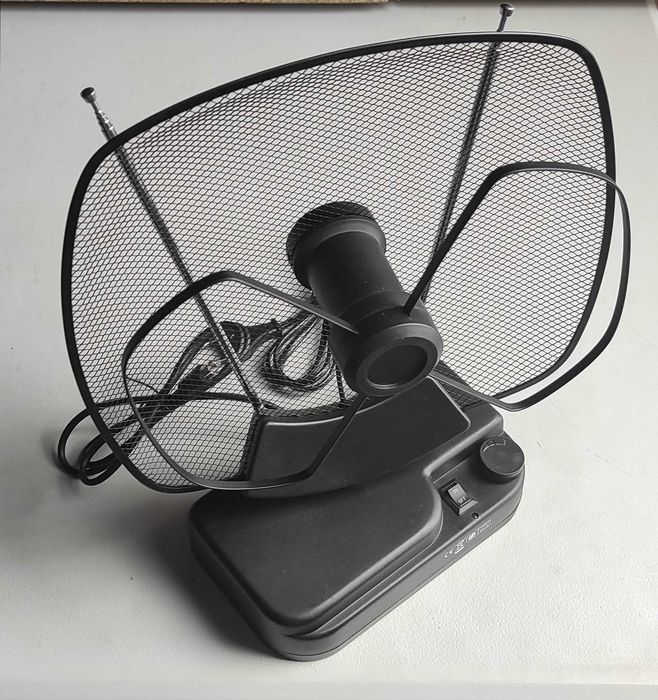 Electronic Antenna with Amplifier - NEW64552979354371121