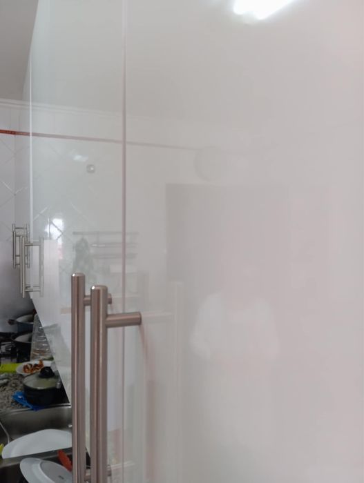 Armário de cozinha com 7 portas
