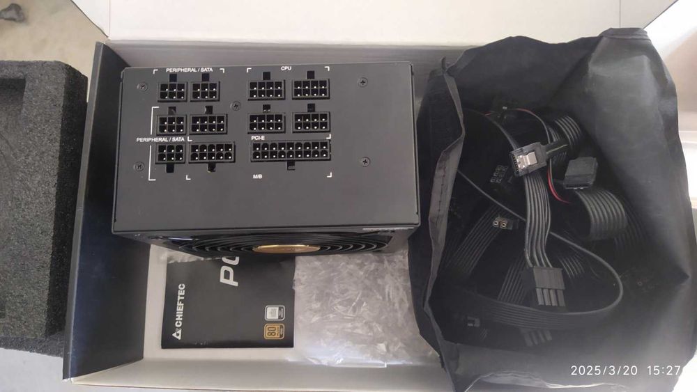 Блок живлення Chieftec PPS-1250FC 1250W