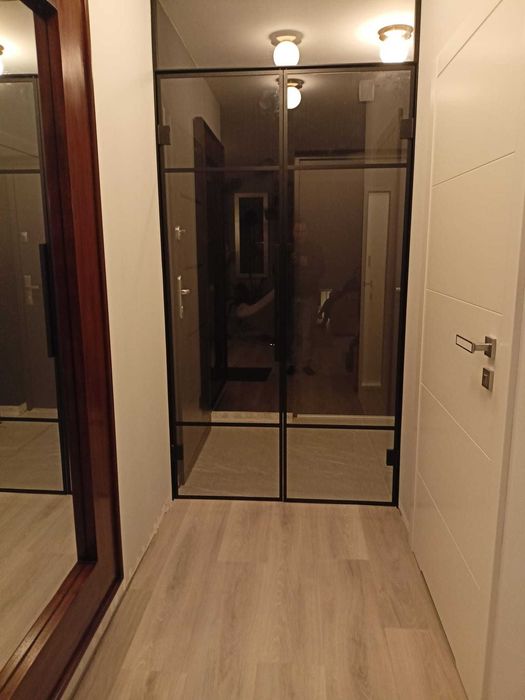 ściany loftowe industrialne szklane ze szkła metaloplastyka