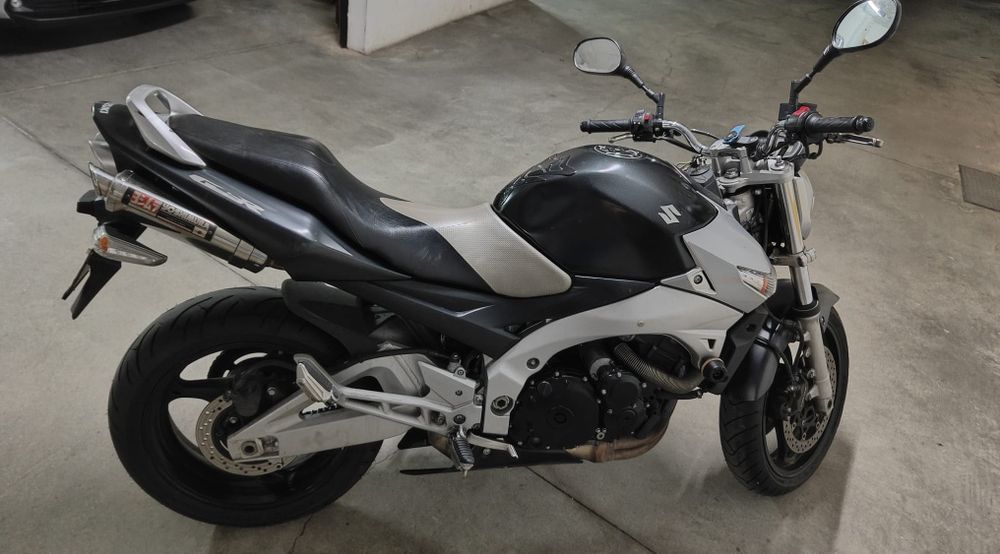 Suzuki GSR 650 Ano 2007