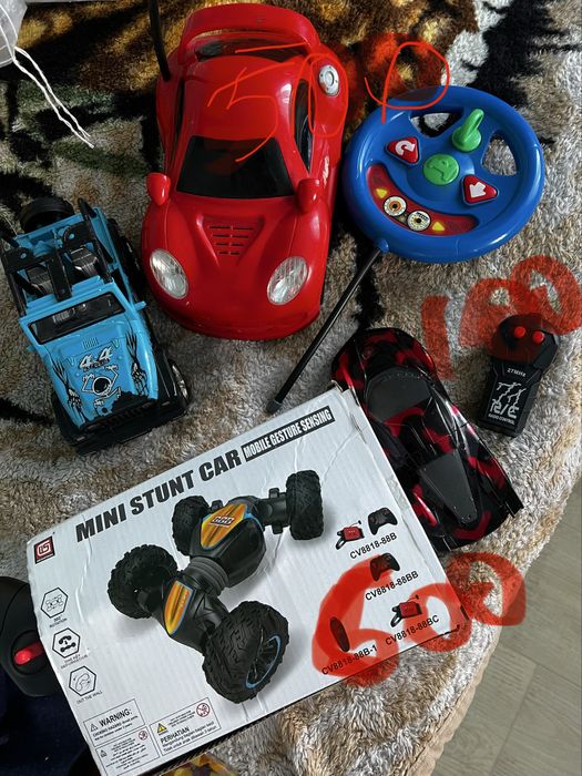 Машинка на пульту