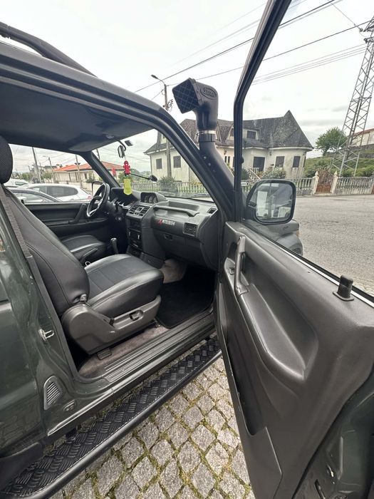 Mitsubishi pajero 2.5